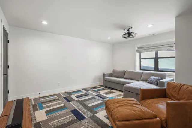 $649,000 | N8620 North Log Cabin Court, New Lisbon, WI 53950