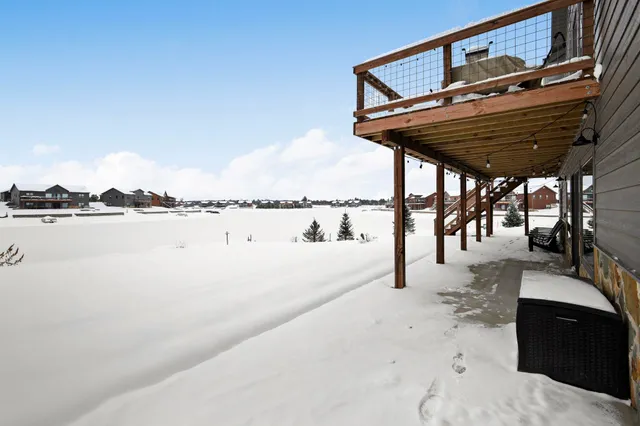 $649,000 | N8620 North Log Cabin Court, New Lisbon, WI 53950