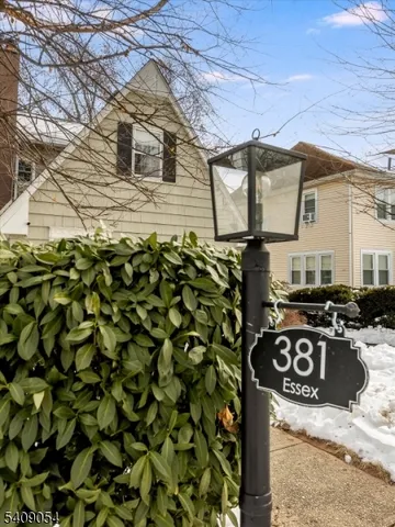 a view of a backyard of the house
