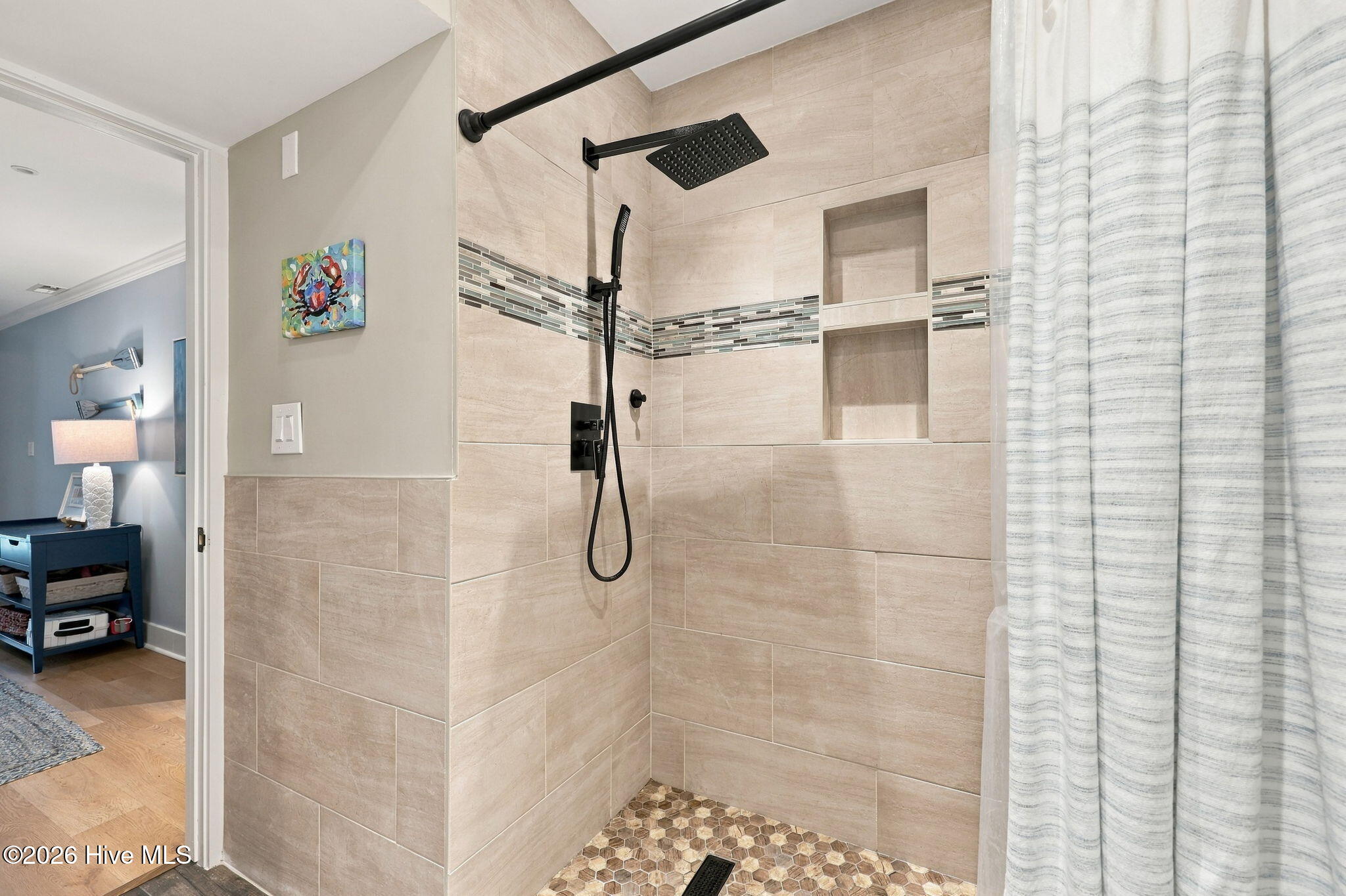 855 Salter Path Road, Unit 115 Indian Beach, NC 28512 - Photo 9 of 26 Hallway bath