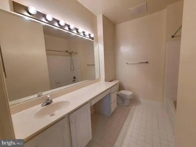 $2,500 | 6480 Cheyenne Drive, Unit 201, Alexandria, VA 22312