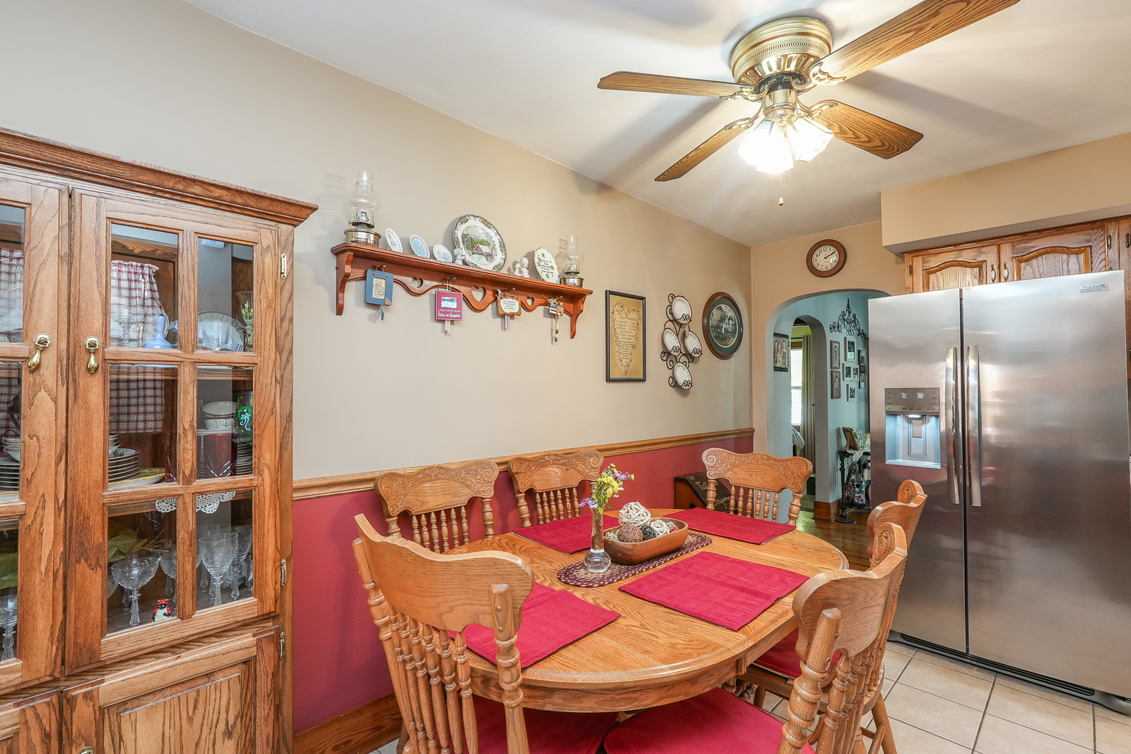 244 West 4th Street Manteno, IL 60950 - Photo 17 of 42 a dining room with furniture and window