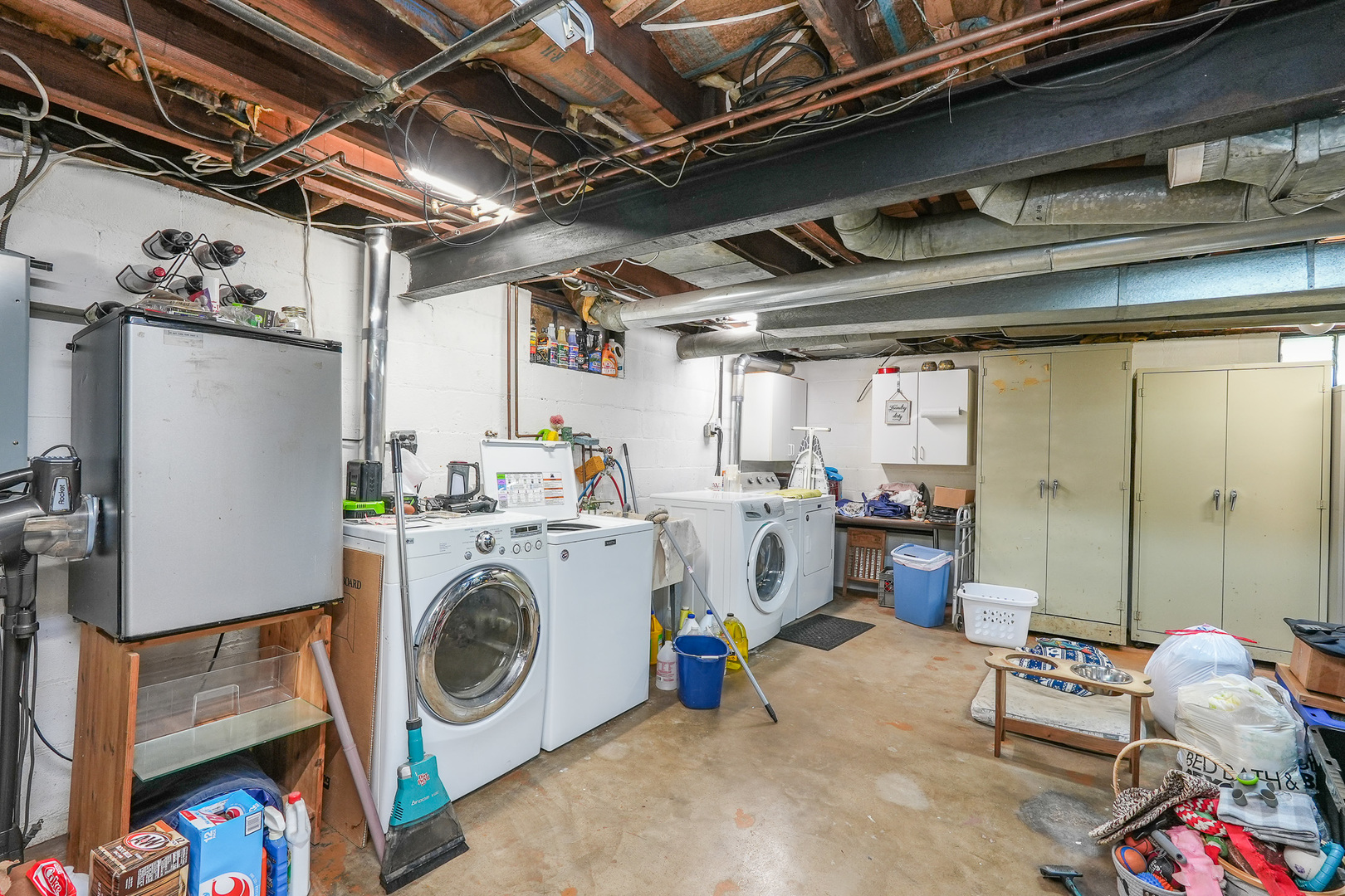 244 West 4th Street Manteno, IL 60950 - Photo 32 of 42 a utility room with dryer and washer