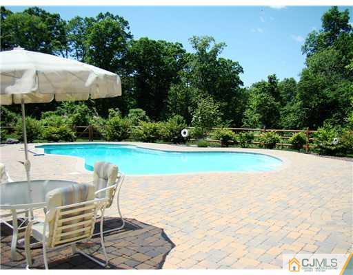 2 Todd Ridge Road Titusville, NJ 08560 - Photo 8 of 24 Gallery Image 8