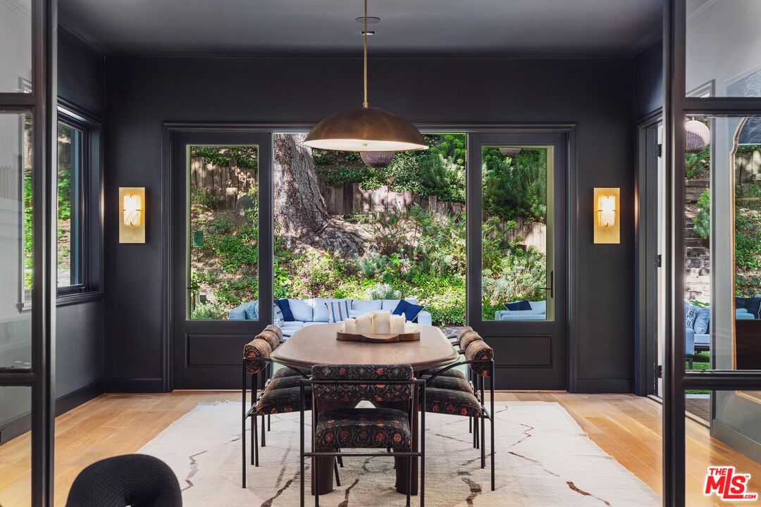 2600 Mandeville Canyon Road Los Angeles, CA 90049 - Photo 12 of 50