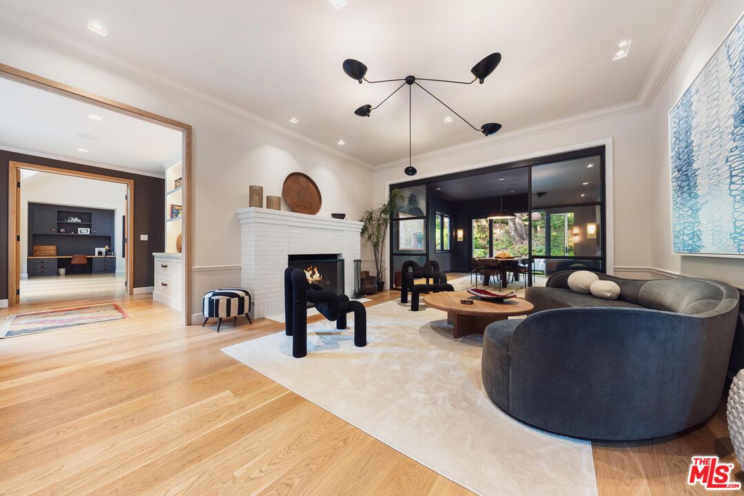 2600 Mandeville Canyon Road Los Angeles, CA 90049 - Photo 13 of 50