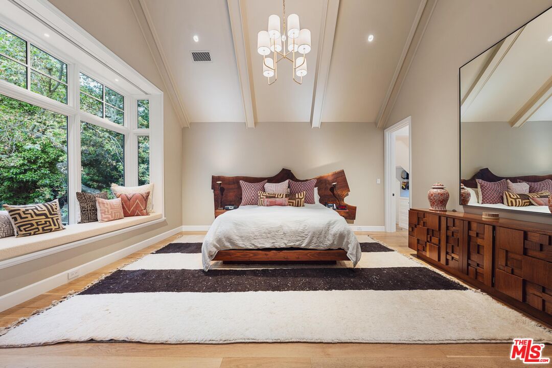 2600 Mandeville Canyon Road Los Angeles, CA 90049 - Photo 22 of 50