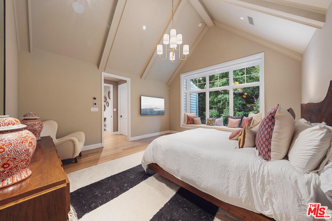 2600 Mandeville Canyon Road Los Angeles, CA 90049 - Photo 23 of 50