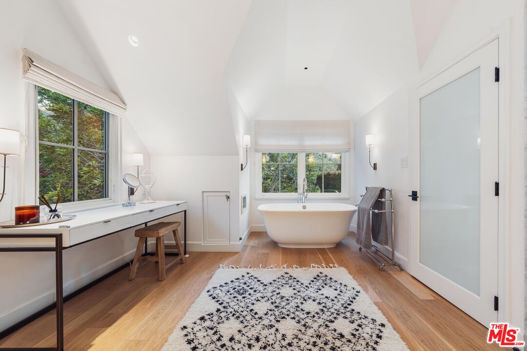 2600 Mandeville Canyon Road Los Angeles, CA 90049 - Photo 26 of 50