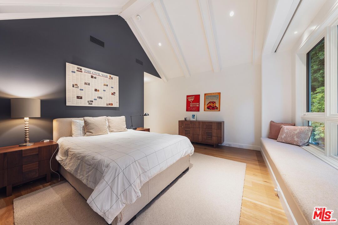 2600 Mandeville Canyon Road Los Angeles, CA 90049 - Photo 32 of 50