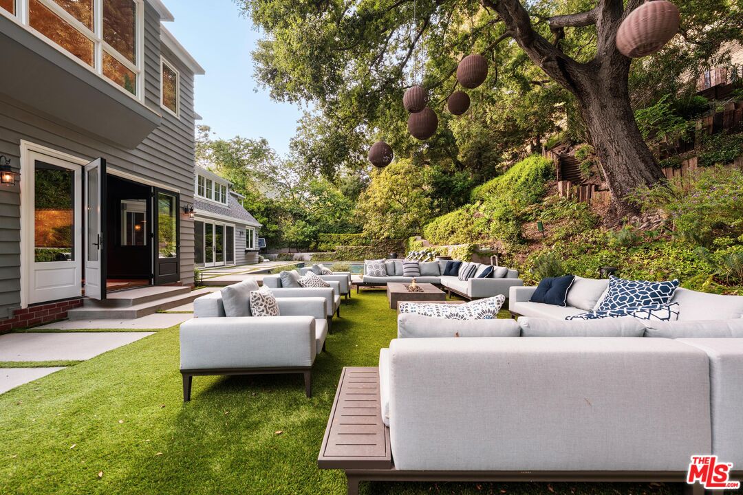 2600 Mandeville Canyon Road Los Angeles, CA 90049 - Photo 41 of 50