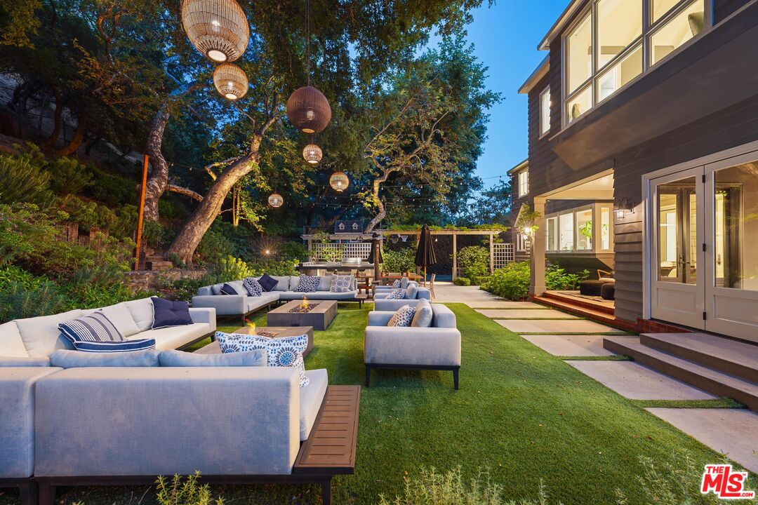 2600 Mandeville Canyon Road Los Angeles, CA 90049 - Photo 46 of 50