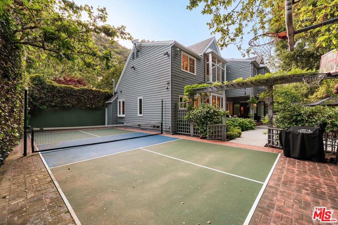 2600 Mandeville Canyon Road Los Angeles, CA 90049 - Photo 49 of 50