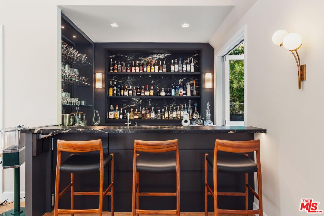 2600 Mandeville Canyon Road Los Angeles, CA 90049 - Photo 10 of 50