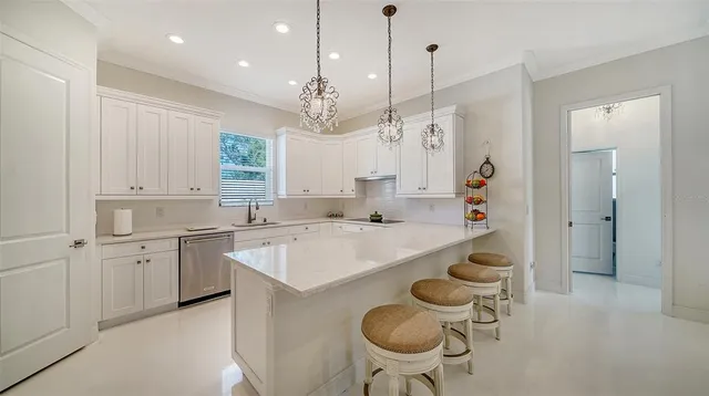 $7,900 | 1111 Mallorca Drive, Bradenton, FL 34209