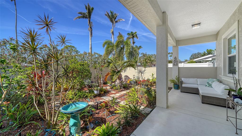 1111 Mallorca Drive Bradenton, FL 34209 - Photo 5 of 78