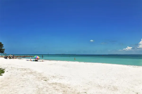 $6,500 | 1111 Mallorca Drive, Bradenton, FL 34209