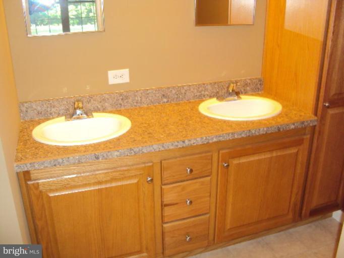 3119 Whiteford Road Pylesville, MD 21132 - Photo 10 of 17 Master Bath