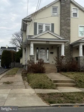 $240,000 | 128 East Marthart Avenue, Havertown, PA 19083
