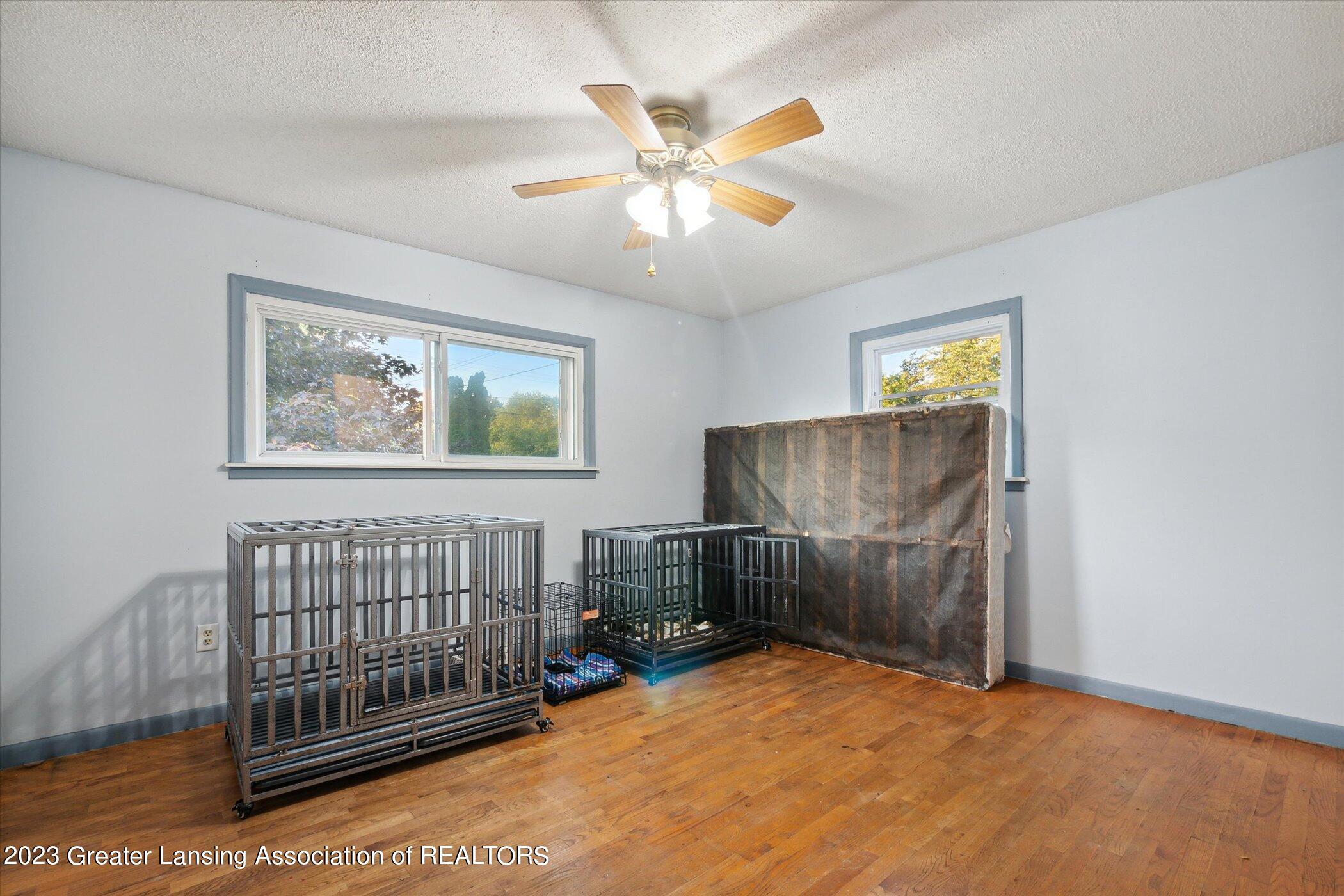 1923 West Miller Road Lansing, MI 48911 - Photo 21 of 41 24-1923-W-Miller-Rd-Lansing-MI-48911-Win