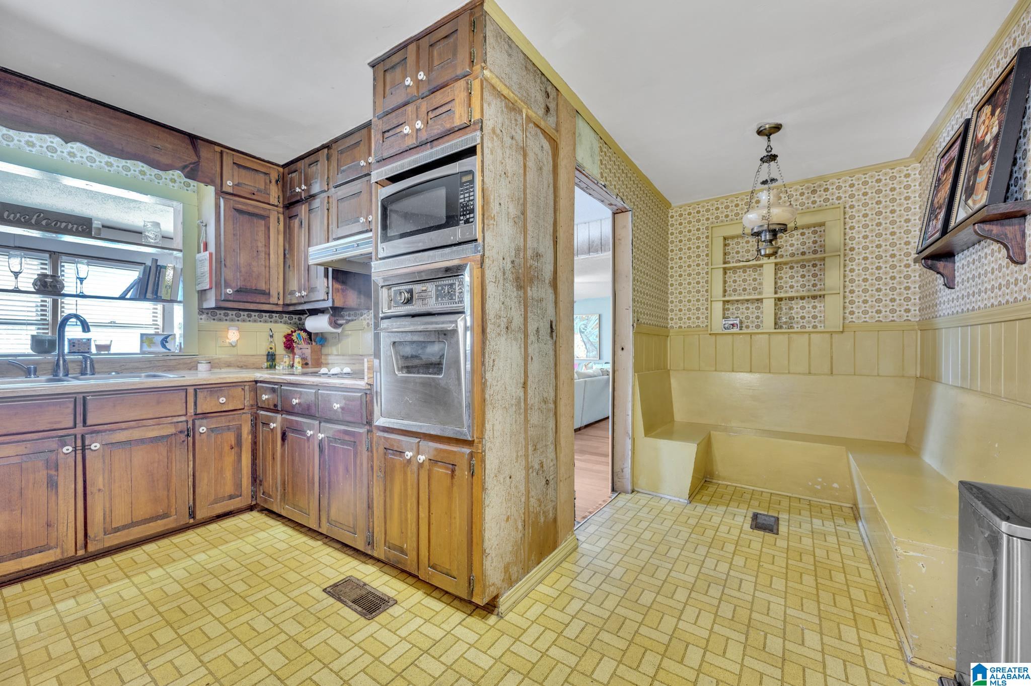 1805 Danville Road Southwest Decatur, AL 35601 - Photo 18 of 29