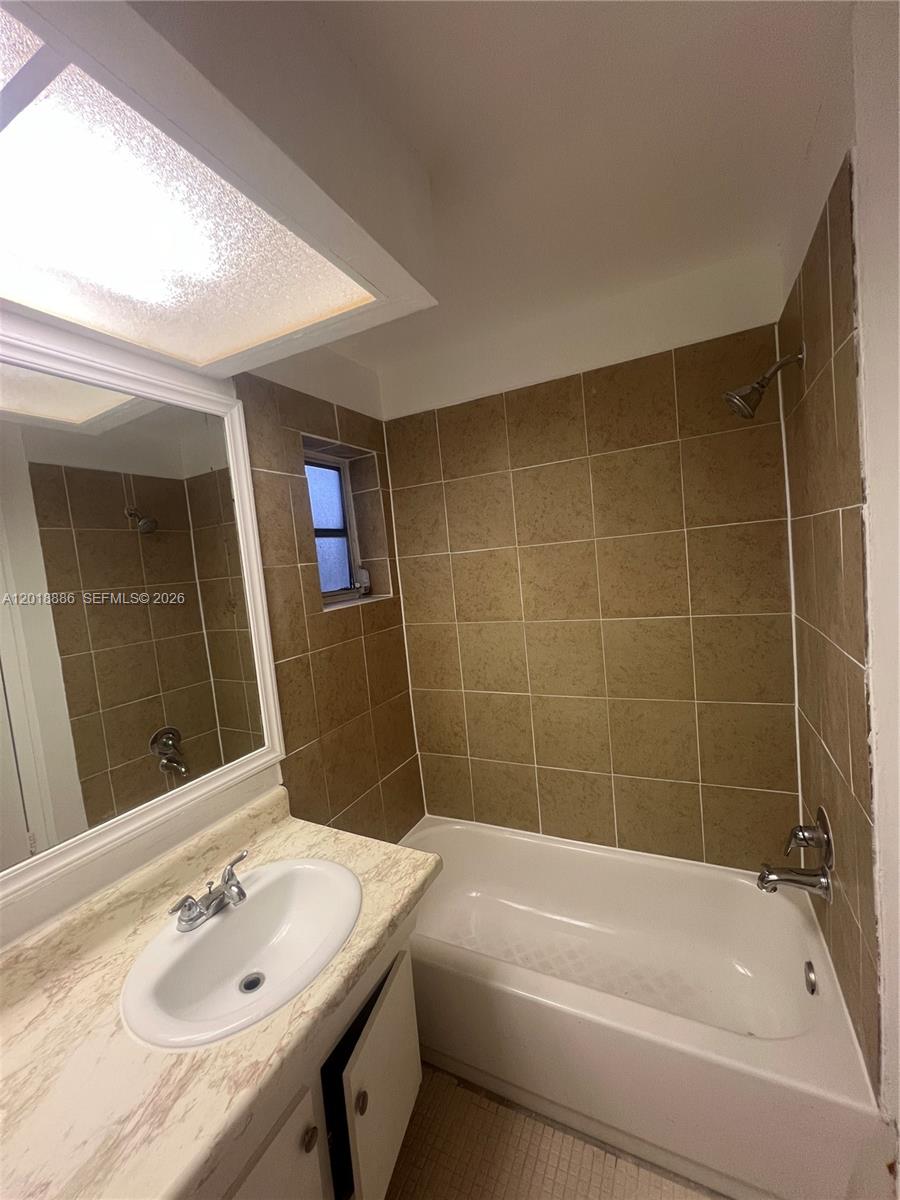 7324 Southwest 82nd Street, Unit B210 Miami, FL 33143 - Photo 6 of 6