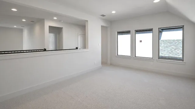 $449,900 | 580 Bay Breeze Drive, Kyle, TX 78640