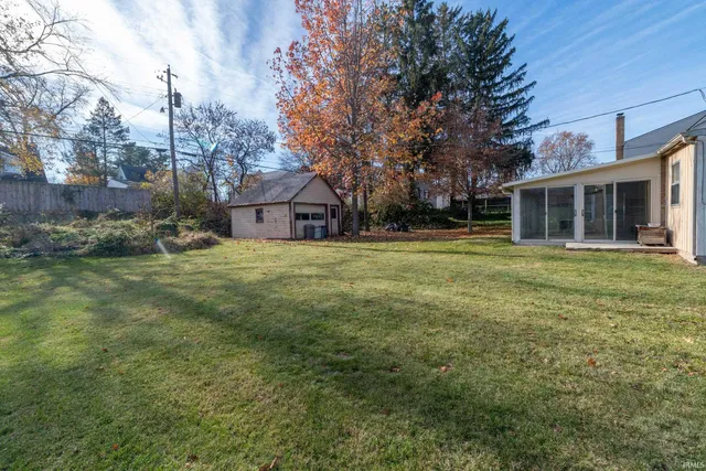 $130,000 | 1140 East Victoria Street, South Bend, IN 46614