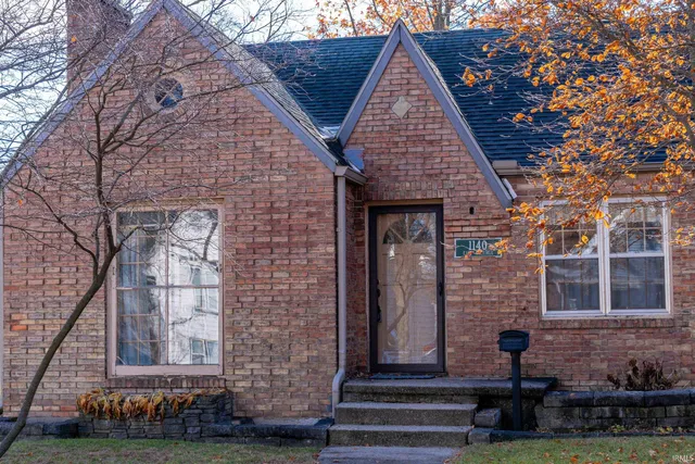 $130,000 | 1140 East Victoria Street, South Bend, IN 46614