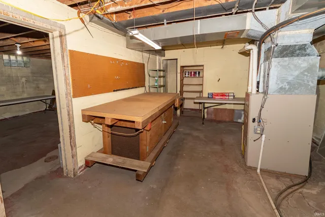 $130,000 | 1140 East Victoria Street, South Bend, IN 46614