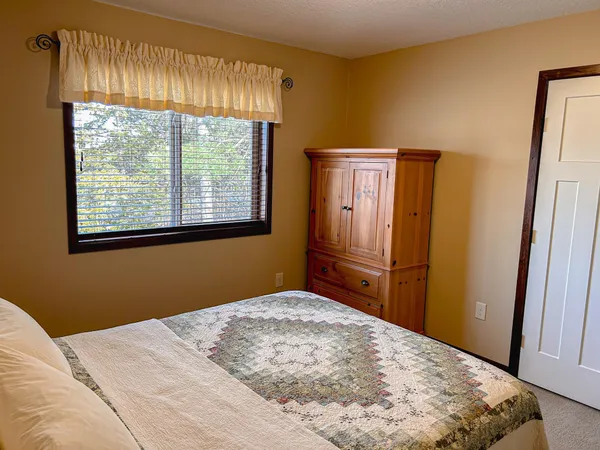 $444,000 | 21215 Old Lake George Boulevard, Oak Grove, MN 55303