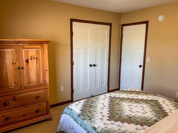 $444,000 | 21215 Old Lake George Boulevard, Oak Grove, MN 55303