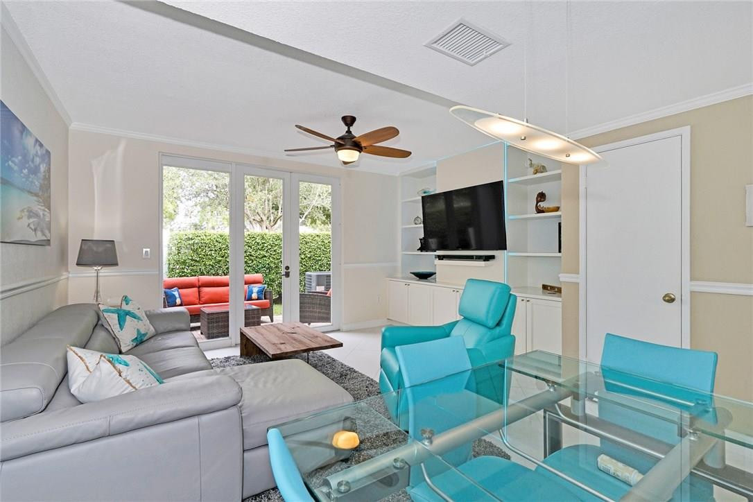 826 Jeffery Street Boca Raton, FL 33487 - Photo 1 of 41 Photo 1