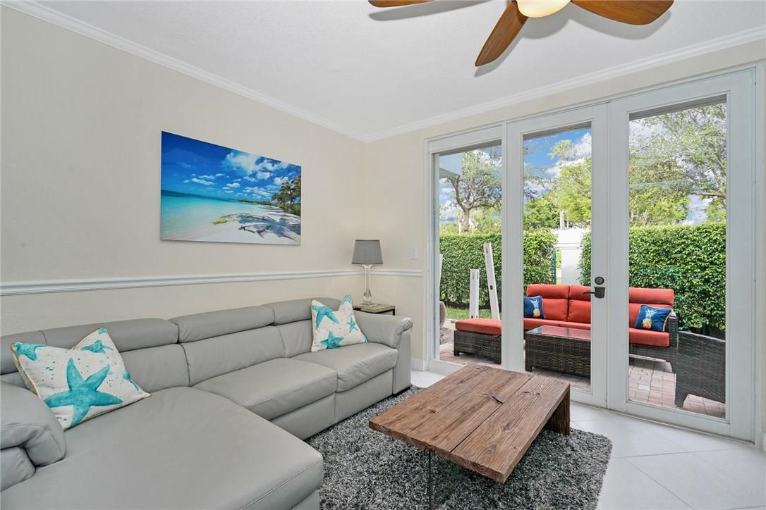 826 Jeffery Street Boca Raton, FL 33487 - Photo 12 of 41 Photo 12