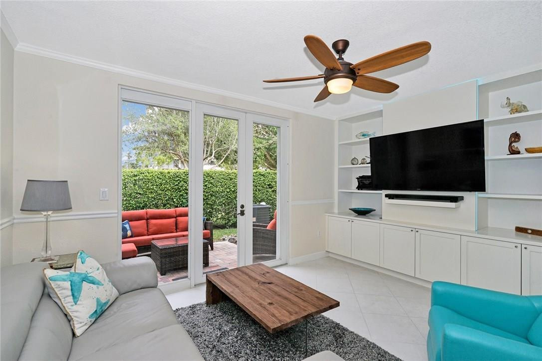 826 Jeffery Street Boca Raton, FL 33487 - Photo 13 of 41 Photo 13