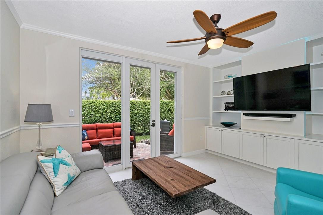 826 Jeffery Street Boca Raton, FL 33487 - Photo 14 of 41 Photo 14