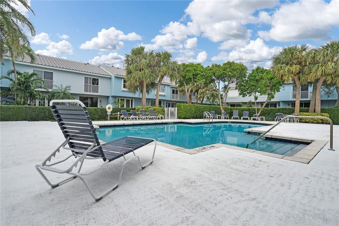 826 Jeffery Street Boca Raton, FL 33487 - Photo 35 of 41 Photo 36