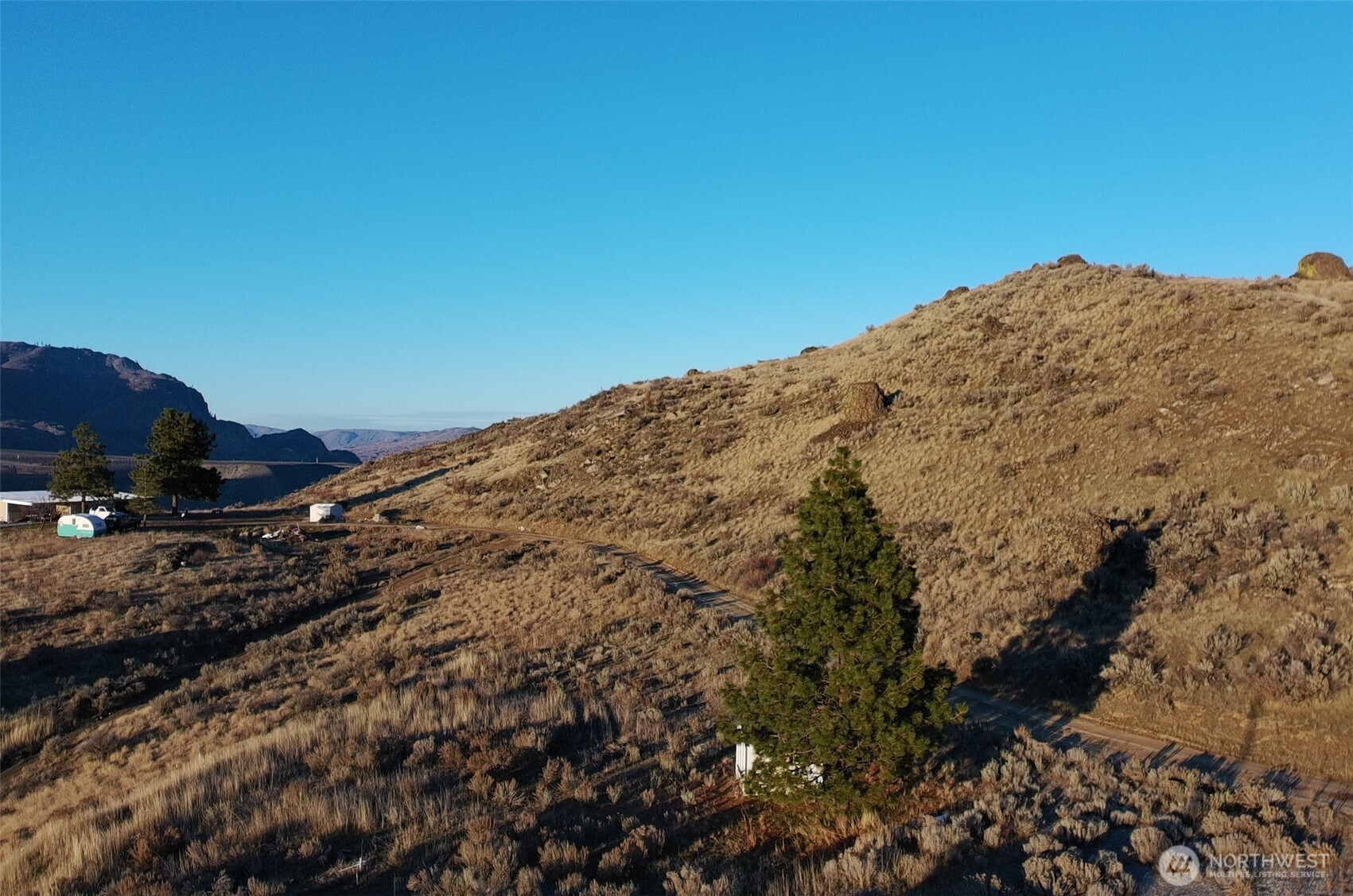 5 Peach Road Waterville, WA 98858 - Photo 2 of 6