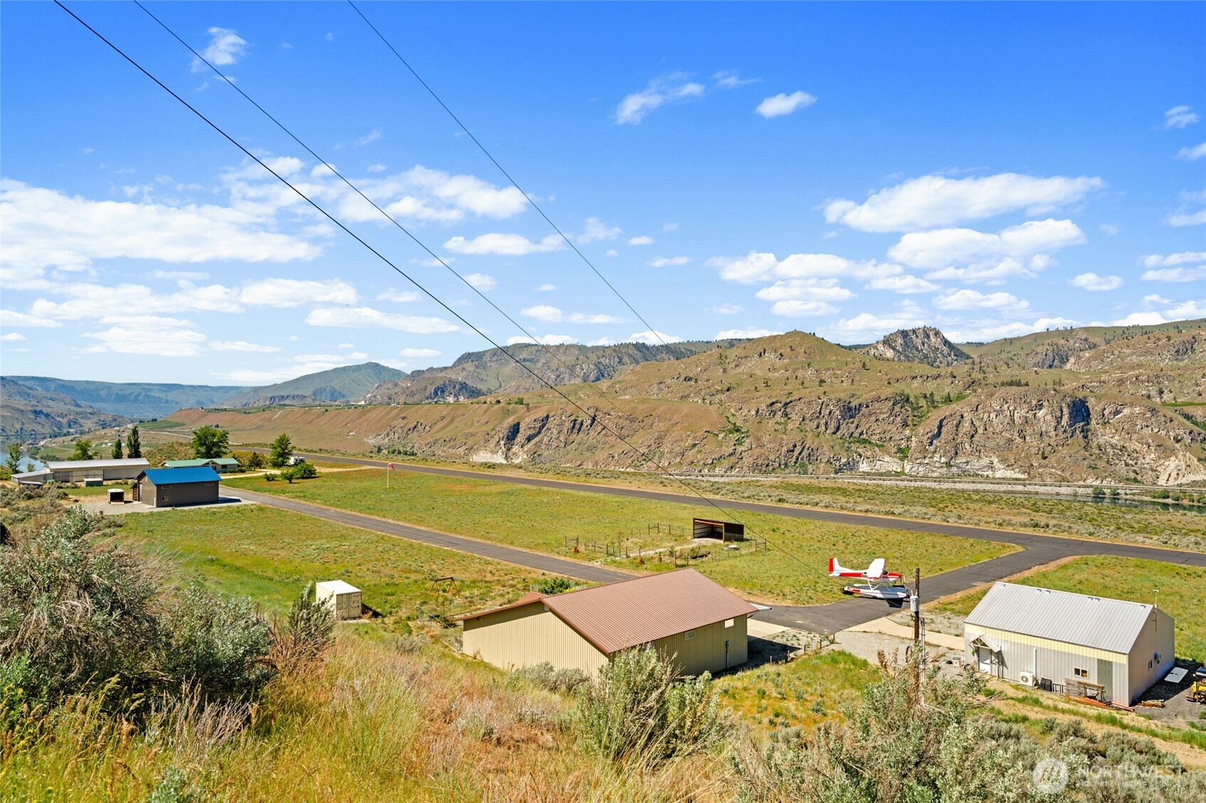 5 Peach Road Waterville, WA 98858 - Photo 4 of 9 a view of an ocean and a mountain view