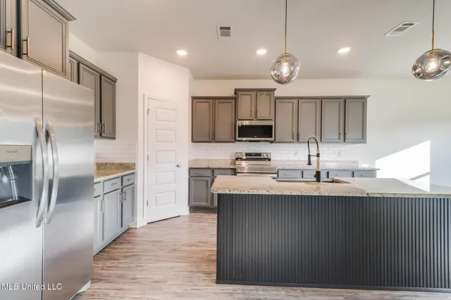 $2,600 | 1027 Brackish Place, Ocean Springs, MS 39564