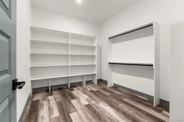 a room with a walk in closet