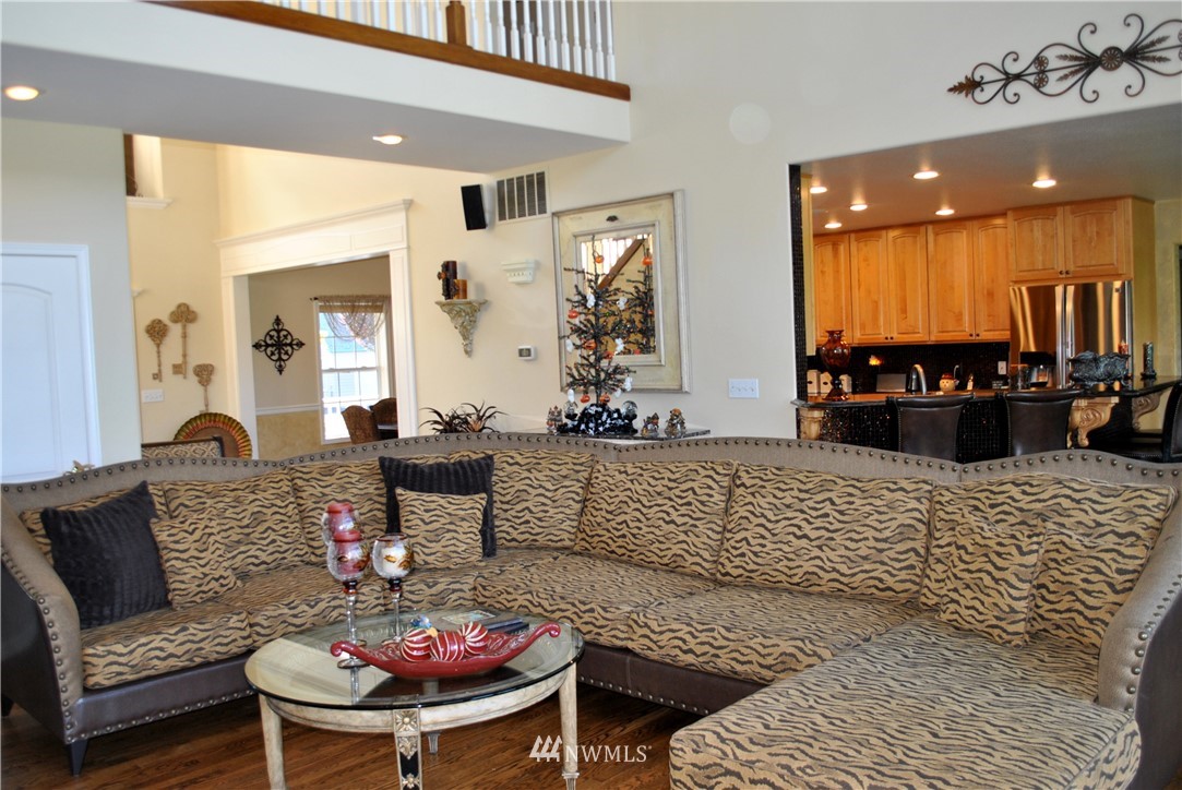 5544 Ridgeview Dr Loop Northeast Moses Lake, WA 98837 - Photo 4 of 25