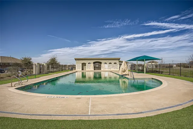 $2,300 | 7616 Pewter Luster Bend, Del Valle, TX 78617