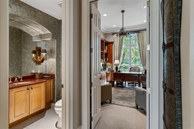 $1,899,000 | 453 East Macewen Drive, Osprey, FL 34229