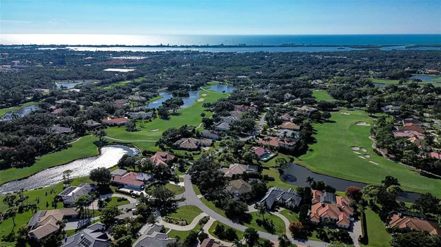 $1,899,000 | 453 East Macewen Drive, Osprey, FL 34229