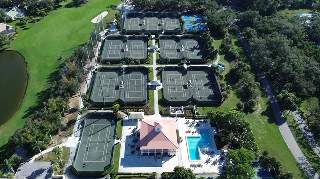 $1,899,000 | 453 East Macewen Drive, Osprey, FL 34229