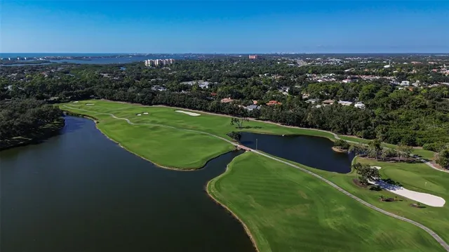 $1,899,000 | 453 East Macewen Drive, Osprey, FL 34229