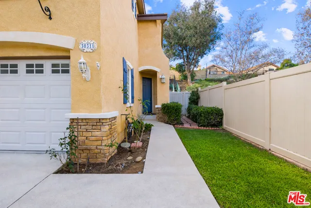 $3,950 | 30311 Ashfield Court, Castaic, CA 91384