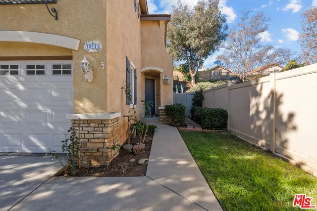 $3,950 | 30311 Ashfield Court, Castaic, CA 91384