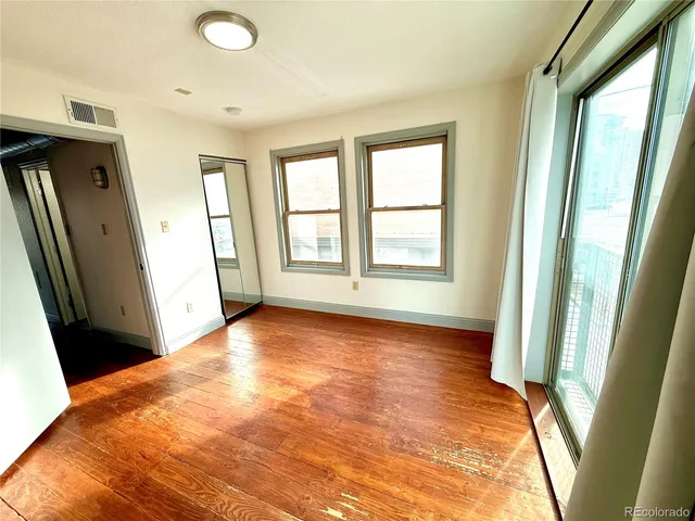 $2,550 | 1123 21st Street, Denver, CO 80205